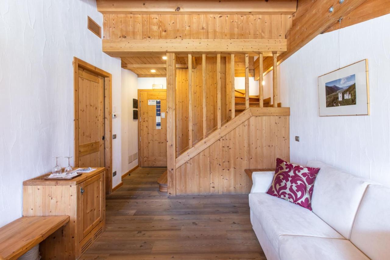 Agriturismo La Fiorida Mantello Екстериор снимка